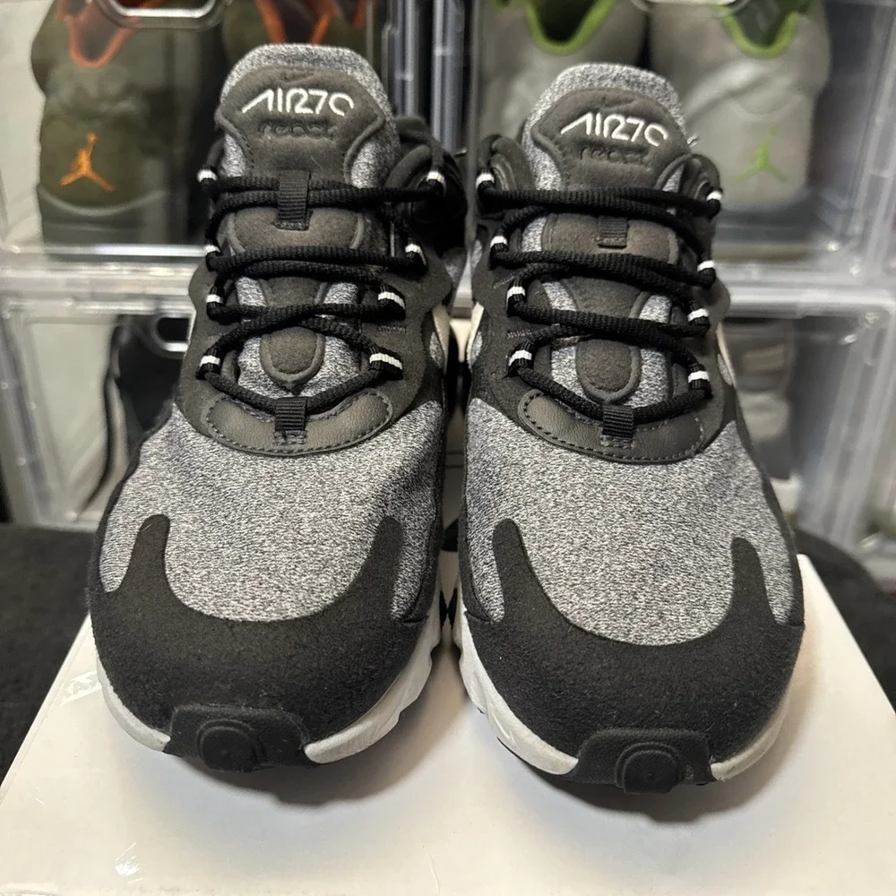 Nike Air Max 270 React Kids Size 13 Black Vast Grey AO4971-001 size 7.5 men - Picture 4 of 10